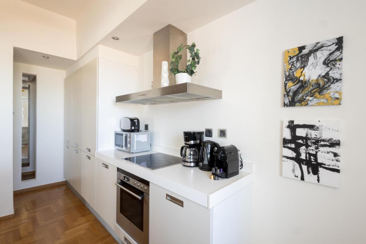 3 Bdr Apt Incredible Acropolis View เอเธนส์ ภายนอก รูปภาพ